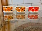 Vintage Schalen en kopjes Bloemmotief lotus arcopal, Verzamelen, Retro, Ophalen of Verzenden, Huis en Inrichting