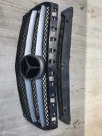 Mercedes A-klasse W176 Grille A1768880260, Gebruikt, Mercedes-Benz, Ophalen of Verzenden, Mercedes-Benz