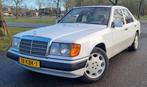 Mercedes-Benz 200-500 (W124) 300 E...APK 23-12-2027, Auto's, Automaat, Achterwielaandrijving, Wit, Bedrijf