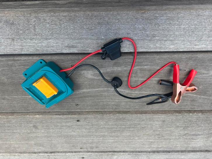 makita booster / start hulp, Auto-onderdelen, Accu's en Toebehoren, Nieuw, Ophalen of Verzenden