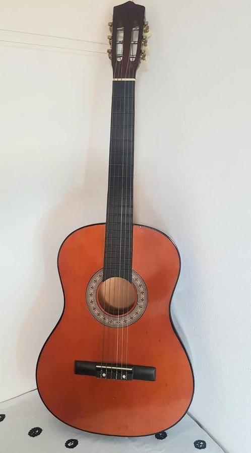 kwaliteit Gitaar klassieke  Deze gitaar is gemaakt van, Muziek en Instrumenten, Snaarinstrumenten | Gitaren | Akoestisch, Zo goed als nieuw