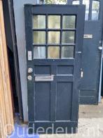 nr. v462 oud voordeurtje