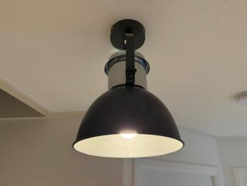 metal ceiling lamp, factory-/ship-/industry-style beschikbaar voor biedingen