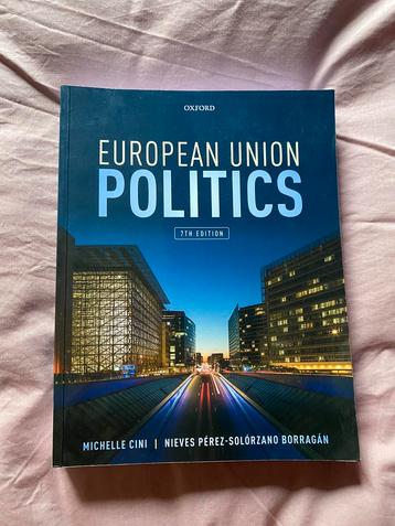 European Union Politics - Michelle Cini, Nieves Perez beschikbaar voor biedingen
