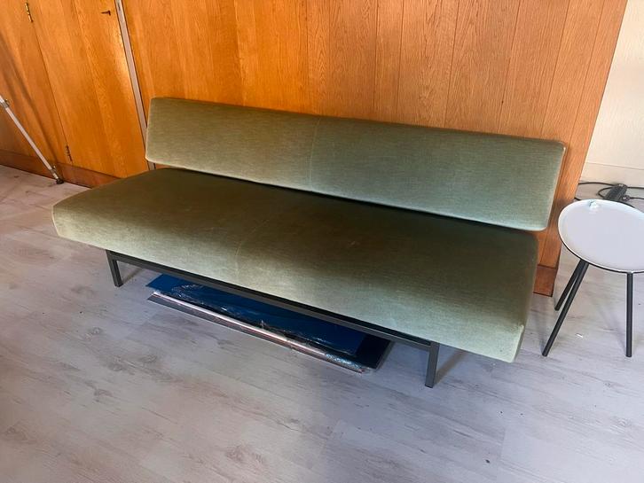 Vintage design bank Rob Parry model Lotus, Antiek en Kunst, Antiek | Meubels | Stoelen en Banken, Ophalen