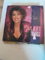 Ria 7 inch love traingle, Ophalen of Verzenden, Zo goed als nieuw, Pop