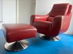 Design stoel fauteuil leer met hocker, Huis en Inrichting, Fauteuils, Ophalen, Zo goed als nieuw, Leer