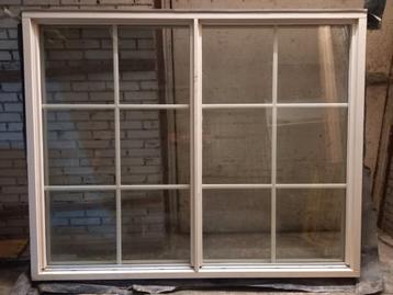 Hardhouten buitenkozijn 1 62x2.04 met hr glas beschikbaar voor biedingen