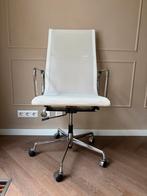 Bureaustoel Eames wit mesh, Ophalen, Gebruikt, Fotoalbum