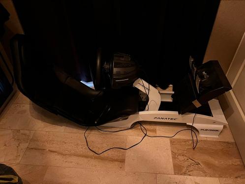 Playseat met trustmaster t300 stuur, Spelcomputers en Games, Games | Sony PlayStation 4, Zo goed als nieuw, Racen en Vliegen, 1 speler