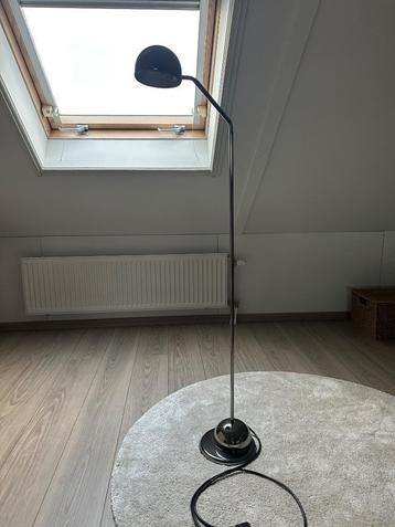 Vloer / Lees lamp beschikbaar voor biedingen