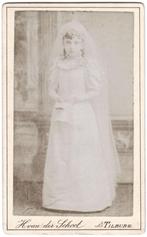 CDV Communie Kind Meisje Religie Foto Van der Schoot Tilburg, Gebruikt, Foto, Ophalen of Verzenden, Voor 1940