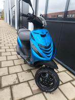 Piaggio zip iget 4t 2023 laatste model geel kenteken brom!!, Ophalen of Verzenden, Zo goed als nieuw, Benzine, Piaggio