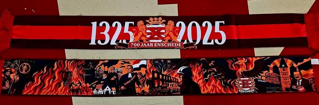 gezocht fc twente voetbal sjaal, Sport en Fitness, Voetbal, Nieuw, Overige typen, Groter dan maat XL, Ophalen of Verzenden
