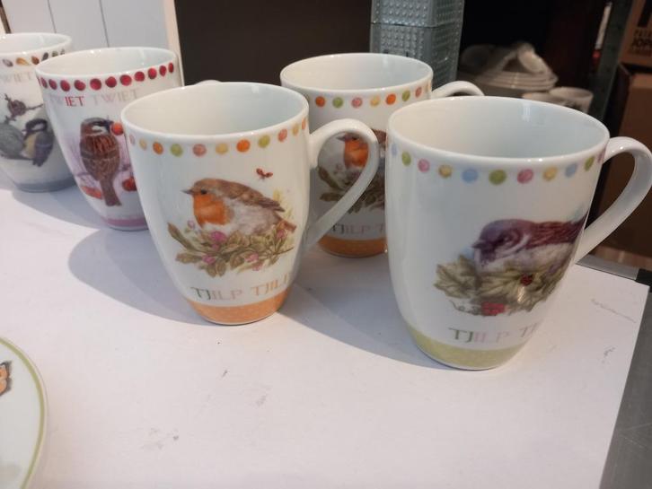 Theo servies mokjes., Huis en Inrichting, Keuken | Servies, Zo goed als nieuw, Kop(pen) en/of Schotel(s), Overige stijlen, Porselein