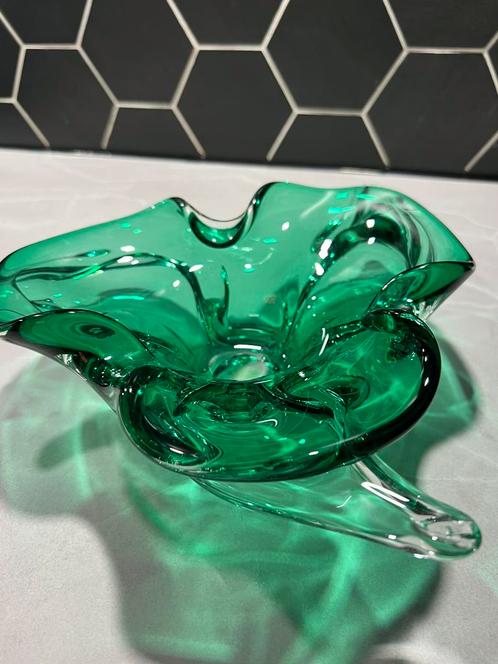 Groene Murano glazen schaal, Antiek en Kunst, Antiek | Glas en Kristal, Ophalen of Verzenden