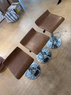 3 verstelbare barkrukken opnieuw laten bekleden, Huis en Inrichting, Barkrukken, Ophalen of Verzenden, Zo goed als nieuw