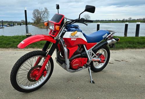 Honda XLV 750 R 1985, Motoren, Motoren | Honda, Particulier, Enduro, meer dan 35 kW, 2 cilinders, Ophalen