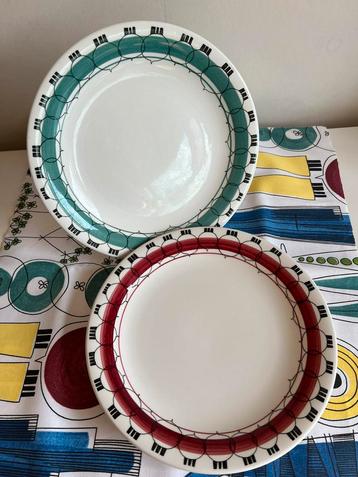 2 Vintage Rörstrand Picknick Dinerbord Rood Groen Westman 24 beschikbaar voor biedingen