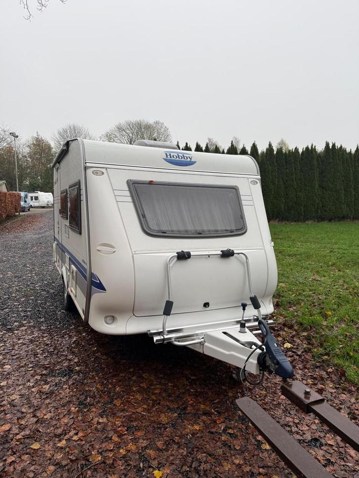 Hobby 400 SF Excellent Vastbed Treinzit LICHTGEWICHT Voorten, Caravans en Kamperen, Caravans, Bedrijf, 750 - 1000 kg, Treinzit