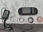 psp 4 games en oplaadkabel, let op psp-knoppen werken niet, Spelcomputers en Games, Spelcomputers | Sony PSP, Ophalen, Refurbished