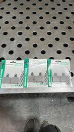 3 setjes Remblokken OTK rotax tandwiel houder, Ophalen of Verzenden, Nieuw, Onderdelen Kart