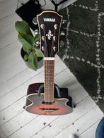 Yamaha apx700II Semi-akoestische gitaar + hoes & standaard., Muziek en Instrumenten, Snaarinstrumenten | Gitaren | Akoestisch