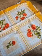 Vintage tafelkleed 125x155, Ophalen of Verzenden, Zo goed als nieuw, Rechthoek