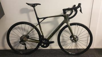 Lapierre Pulsium SAT 7.0 Framematen M en L Nieuw! Di2 beschikbaar voor biedingen