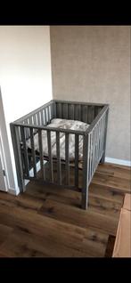 Mooie babybox van Babypark., Kinderen en Baby's, Ophalen of Verzenden, Zo goed als nieuw, Vierkant, In hoogte verstelbaar