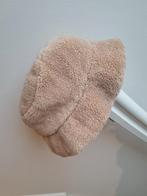 Teddy Bucket Hat - One Size., Onbekend, Ophalen of Verzenden, Gedragen, Muts