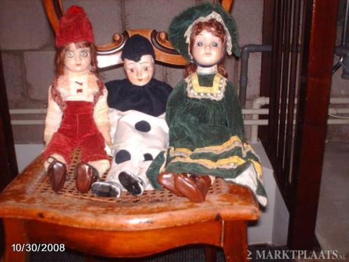 een oude pop, Verzamelen, Poppen, Zo goed als nieuw, Fashion Doll, Ophalen of Verzenden
