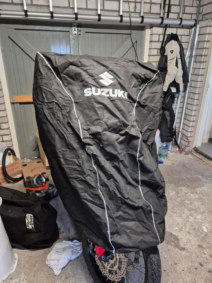 Suzuki Motorhoes - Indoor, Motoren, Accessoires | Overige, Gebruikt, Ophalen of Verzenden