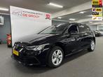 Volkswagen Golf 1.0 eTSI Life / NL-auto Automaat, 52.679KM, Stof, Gebruikt, Bedrijf, 650 kg