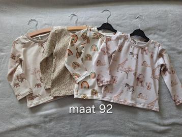 Nieuw kleding jongen meisje maat 92 tbv goed doel  beschikbaar voor biedingen