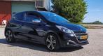 Peugeot 208 GT Line 1.6 HDI LEDER/PANODAK 3drs, Voorwielaandrijving, 4 cilinders, 100 pk, Zwart