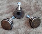 3 koperen (?) kastdeurknoppen / ladeknoppen, Ophalen of Verzenden