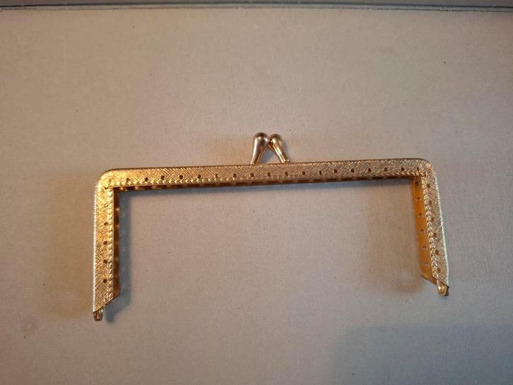 Tasbeugel, beursbeugel, portemonneebeugel 8xgoudkleurig 12cm, Hobby en Vrije tijd, Breien en Haken, Nieuw, Breien of Haken, Overige typen