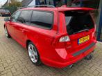 Volvo V70 2.5FT R-Design 230PK LEER / XENON / TREKHAAK / PDC, Gebruikt, Zwart, 2521 cc, Handgeschakeld