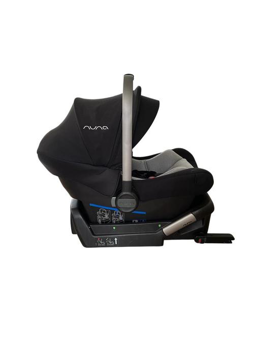 Nuna Pipa Lite + Base, Kinderen en Baby's, Autostoeltjes, Zo goed als nieuw, Overige merken, 0 t/m 13 kg, Isofix, Zijbescherming