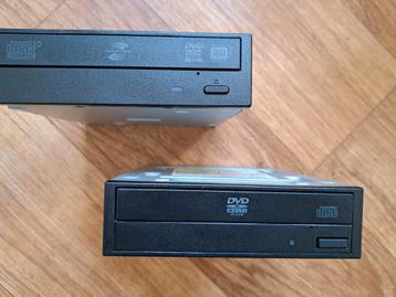 DVD drive TS-H353 en DVD writer TS H-653 beschikbaar voor biedingen
