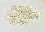 Partij 50x nieuwe 1x4 Lego plaatjes diverse lichte kleuren, Ophalen of Verzenden, Nieuw, Losse stenen, Lego