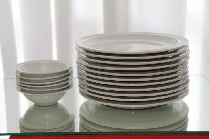 Thomas, Germany serviesdelen (o.m. Scandic White/Loft/Ono, Huis en Inrichting, Keuken | Servies, Zo goed als nieuw, Bord(en), Wedgwood