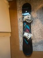 Nidecker snowboard 148 + Burton bindingen, Sport en Fitness, Snowboarden, Ophalen, Zo goed als nieuw, Board