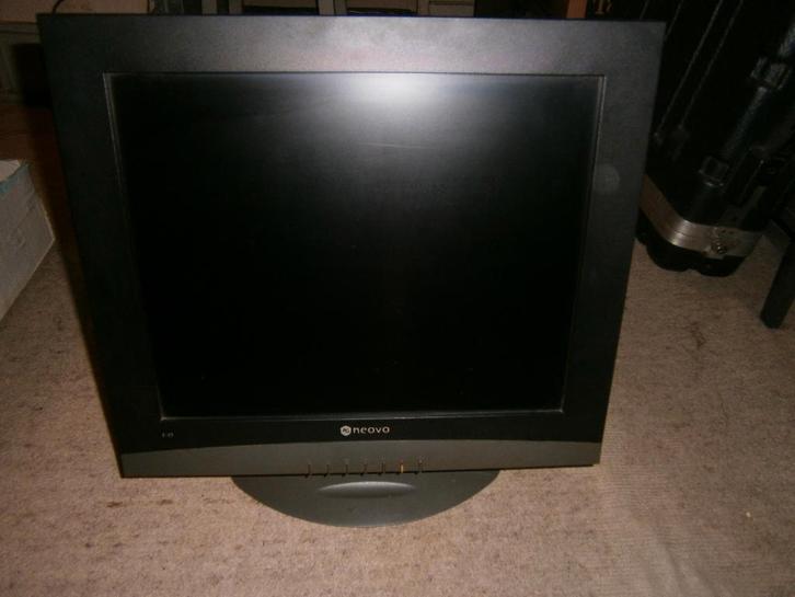 AG Neovo F-17 LCD 17" monitor + originele voeding, VGA kabel, Computers en Software, Monitoren, Gebruikt, 60 Hz of minder, VGA