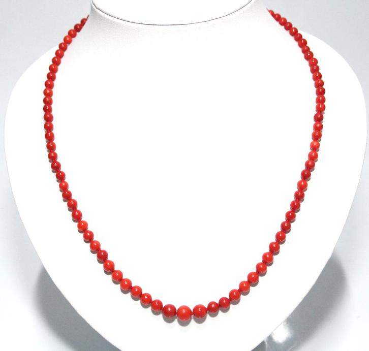 Schitterende Antieke 14-Kt Gouden Bloedkoraal Ketting 52 CM, Sieraden, Tassen en Uiterlijk, Antieke sieraden, Ketting, Goud, Met edelsteen