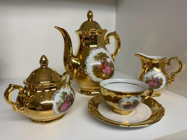 Schaller 6 persoons mokka servies 24 karaat, Verzamelen, Porselein, Kristal en Bestek, Zo goed als nieuw, Compleet servies, Porselein