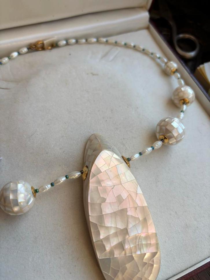 Nieuw Ketting met Parelmoer Hanger, Sieraden, Tassen en Uiterlijk, Kettingen, Nieuw, Steen of Mineraal, Wit, Met hanger, Ophalen of Verzenden