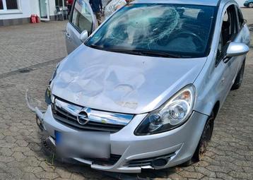 Corsa d 1.2 2010 in onderdelen beschikbaar voor biedingen