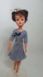Sindy Barbie pop Party Girl 1983 kort zwart haar, Verzenden, Gebruikt, Pop